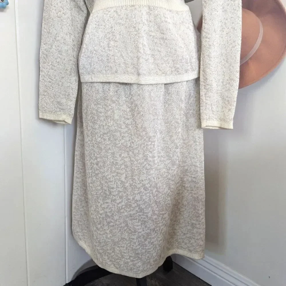 VTG Vivanti Neiman Marcus Cream White Sweater Skirt Set sz 14
